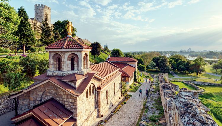 From the Blue Danube to the Black Sea (port-to-port cruise) – Serbie Danube Belgrade Slider Excursions Europe Centrale Vladimir Nemzic