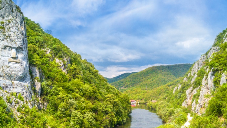 Along the river Danube, Budapest and the Balkan peninsula (port-to-port cruise) – Serbie Les Portes De Fer Danube Et Mer Noire